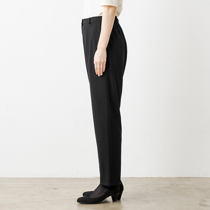 洗えるONOFFブラックフォーマル／テーパード M・ブラック｜東京