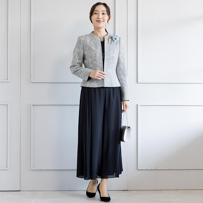 洗える｜サイドプリーツのワイドパンツ 9号・ネイビー｜東京ソワール