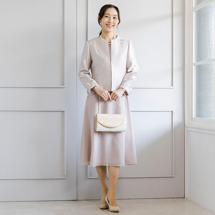 未使用(9)東京ソワール素材感で魅せる大人のセレモニーワンピース 未使用(9)東京ソワール素材感で魅せる大人のセレモニー