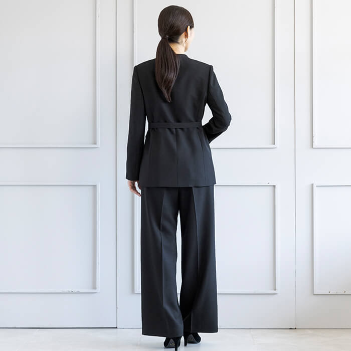 洗える｜ベルト付のマニッシュなパンツスーツ 9号・ブラック｜東京