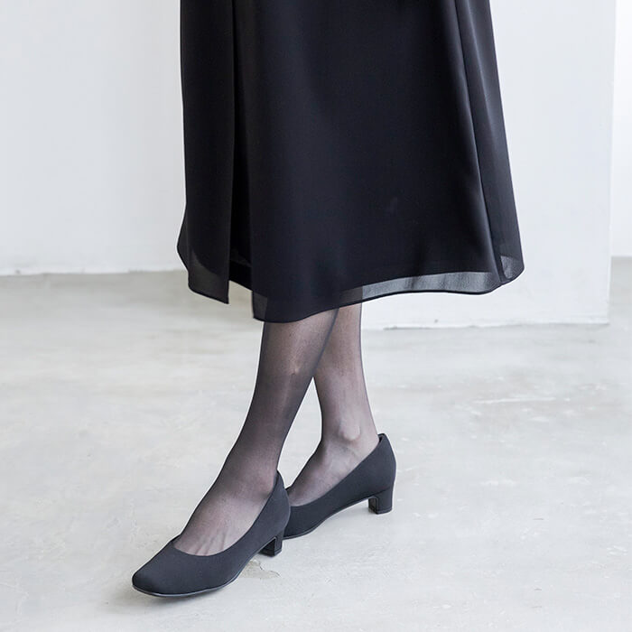 大人気☆ yori 2019SS ダブルフレアカットソー　ブラック WOOL SINGLE R-PANELED FLARE SKIRT(S Black): Vintage｜Special Price