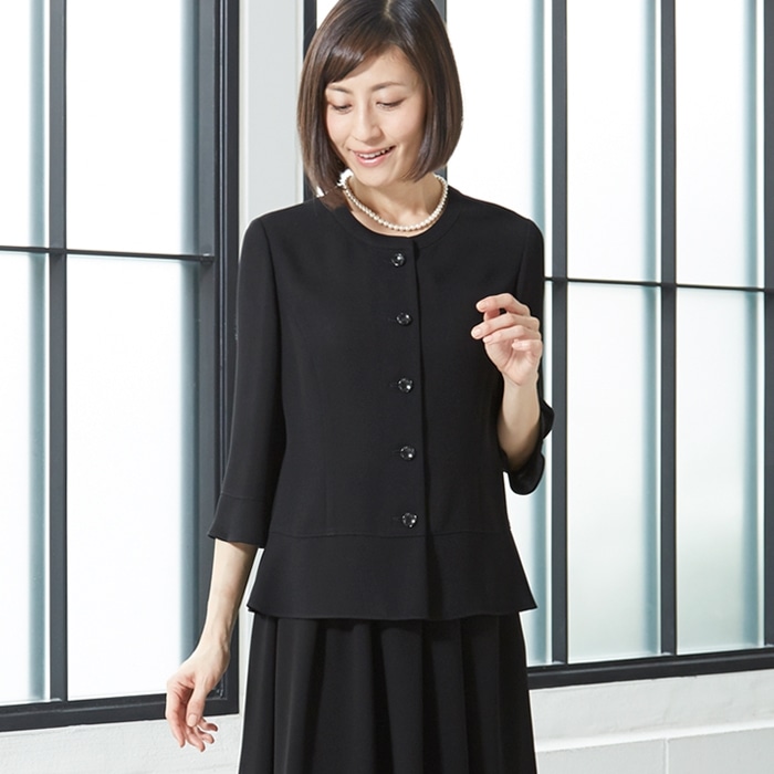 シルエット美人のノーカラーブラウス 15号・ブラック｜東京ソワール