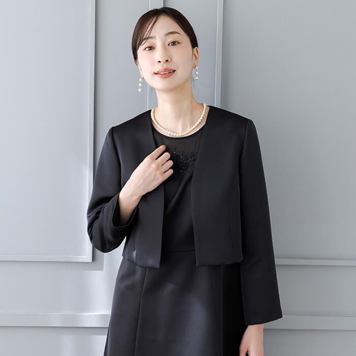 マットサテンのシンプルジャケット 13号・ブラック｜東京ソワール