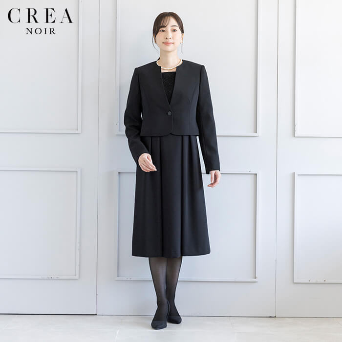 卒業の黒～セレモニーにもおすすめのブラックフォーマル｜東京ソワール