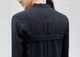 立体感を生み出すヨーク切替デザイン