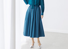 美しいフィット&フレアシルエット