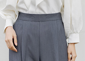 センタープレスで美脚シルエット