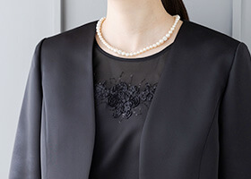 合わせやすいノーカラー