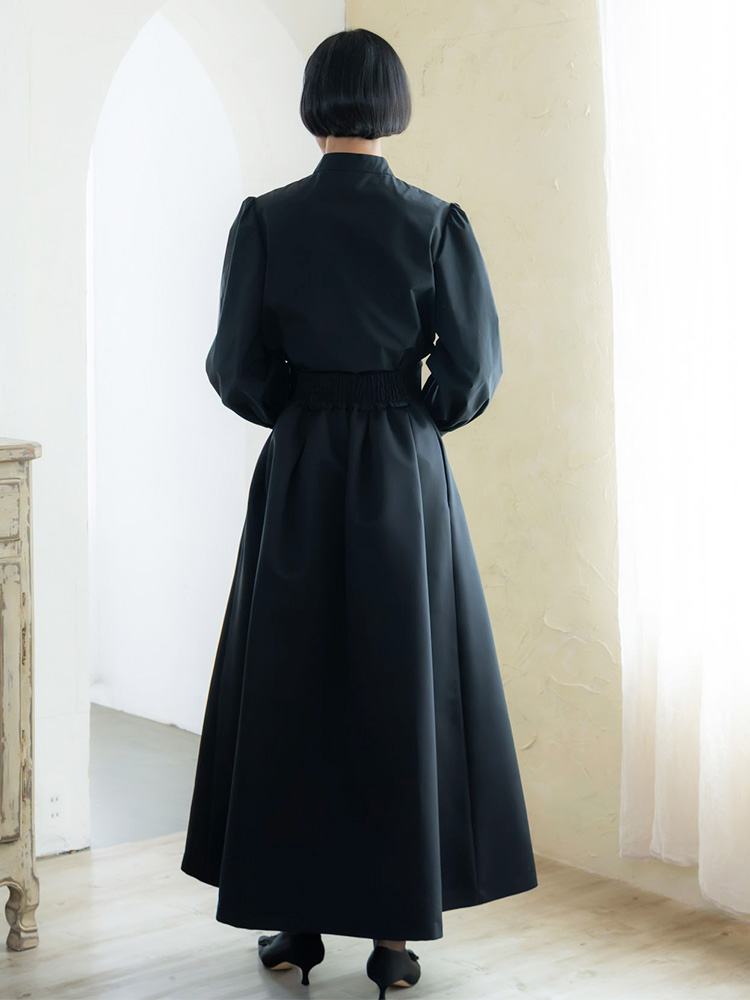 �����]���q�Z���N�V���� Ave.KIKI�~�����\���[�� Blouse �~ Skirt