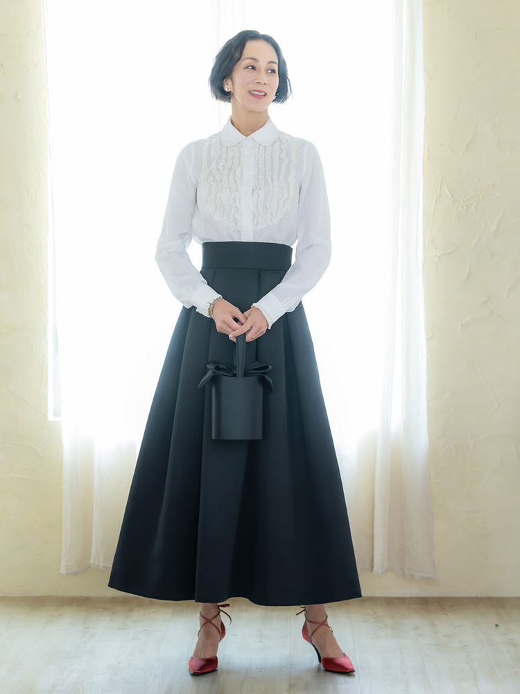 �����]���q�Z���N�V���� Ave.KIKI�~�����\���[�� Blouse �~ Skirt