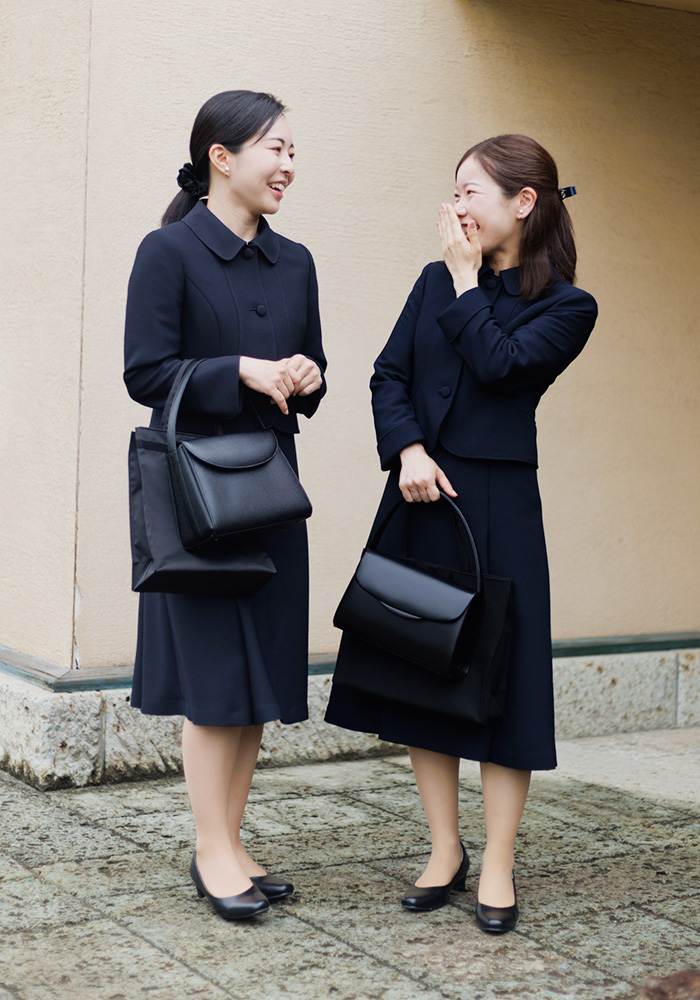 ��������������󌱃X�[�c