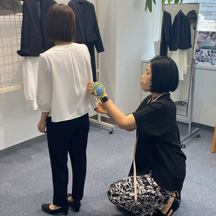 �������i�F�u��������ڐ��ŃT�C�Y�ƃo�����X���m�F�v